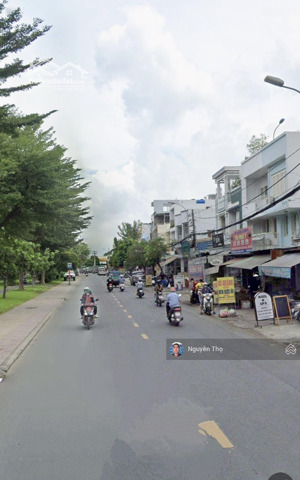 bán nhà mtkd đường d9 gần gat3 sân bay tân sơn nhất. dt 100m2 giá 13.5 tỷ.