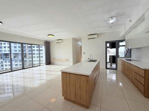 bán căn 3pn diện tích lớn 121m2 palm heights. giá bán chỉ 11.95 tỷ bao hết
