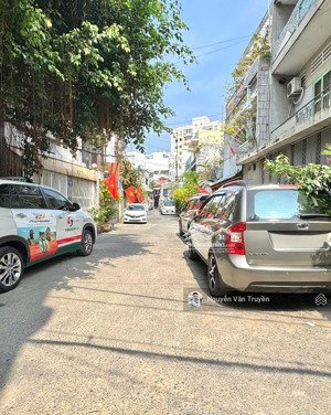 (hot)11.5 tỷ giảm còn 9.5 tỷ - nguyễn thái sơn - ngay bv 175 - công nghiệp 4 - sân bay.