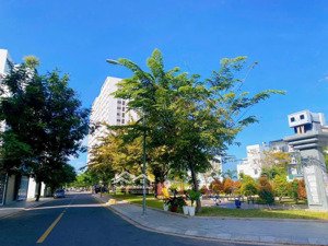 duy nhất 1 lô ngang 6m đường a3 kđt vcn phước long 1, đối diện công viên biệt thự, cạnh sungroup