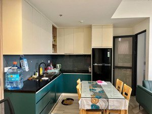 cho thuê gấp cc tại lumiere boulevard, 8 triệu, 50m2, 1pn, 1wc, đầy đủ nội thất. lh 