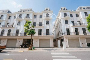 bán căn shophouse sao biển, giá tốt nhất thị trường, đường 20m, đang kinh doanh rất sầm uất