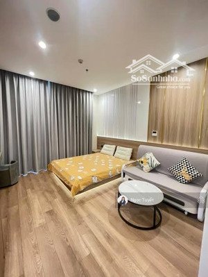 duy nhất căn studio tại icon 40 hạ long view biển giá 1580tr bao 5% sổ. lh em tuyết: 