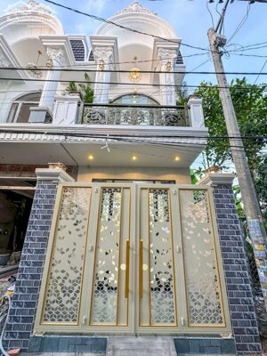 Nhà lầu xây mới 4 phòng ngủ - Full nội thất - Gần trường đại học Y Dược Cần Thơ