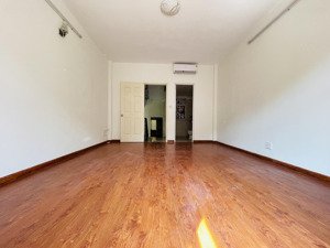 cần bán gấp nhà(shr) 1 xẹc ngắn thạnh lộc 30, 72m2, đường 8m