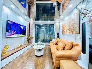 cực ngon, bán nhà đẹp vũ trọng phụng, ngõ 3.8m ô tô đỗ cạnh nhà, 2 mặt thoáng, 39m2 5 tầng