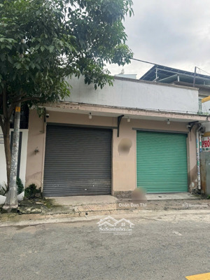 nhà mt đường lê sao. không lỗi dt 7.8x18m cấp 4 giá bán 18 tỷ