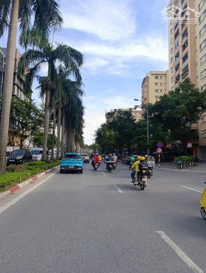 bán nhà dương khuê, từ liêm 46m2, 6 ngủ, hơn 8 tỷ, xách va li ở luôn, siêu hiếm, không ai có