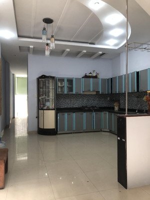 cho thuê nhà mặt tiền nguyên căn