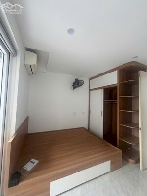 cho thuê chung cư N02 Yên Hòa, 80m, 3 phòng ngủ, đủ đồ 15 triệu/tháng