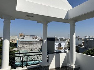 1 trệt 3 lầu 80m2, full nt đẹp, 7.8 tỷ. trương phước phan đường 6.5 m