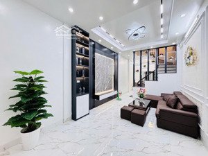 bán gấp nhà riêng 3pn, 3wc, 35m2 tại cầu giấy, dịch vọng, cầu giấy, hà nội, 9,6 tỷ:0936,071,228