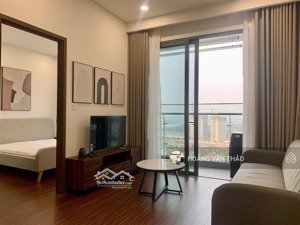 cho thuê căn hộ 1pn+1 masteri waterfront, toà h2, view hồ - biệt thự ngọc trai cực thoáng - đẹp.