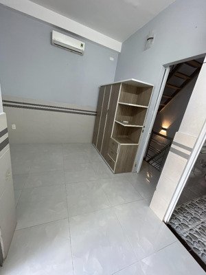 hẻm 64/ nguyễn khoái, q.4, 3 tầng, 2pn, 2wc, 2ml, nhà mới