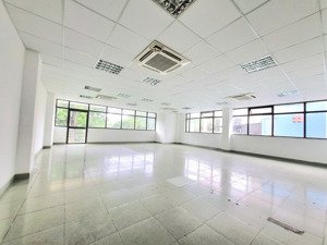 chính chủ cho thuê sàn văn phòng tại phố định công - hoàng mai 60m2 - 8tr/tháng