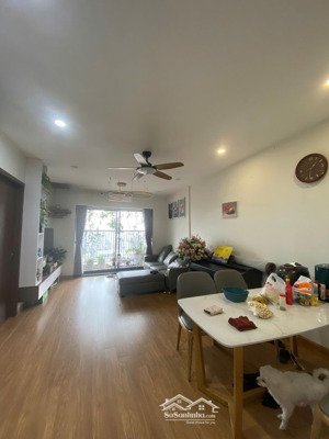 bán nhanh căn 2pn2wc + 1 đa năng chung cư tsg lotus 190 sài đồng giá 6,5 tỉ