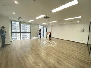 cần sang nhượng gấp sàn văn phòng 60m2 tại 12 khuất duy tiến - thanh xuân giá chỉ 10tr/tháng