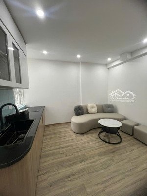 chỉ 3.65 tỷ bán gấp căn hộ 40m2 2 phòng ngủ kđt linh đàm sổ đỏ chính chủ full nội thất