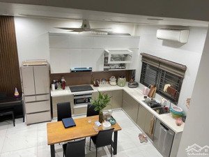 bán nhà dân xây sài đồng cực đẹp, ô tô đỗ cửa, 90 m2, 3 tầng, full nội thất, giá chỉ 9.8 tỷ