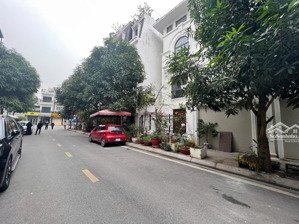 chủ cần tiền bán gấp căn hoàng huy riverside
