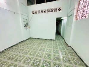 nhà 2.5tỷ - 37m2(4x9) - hẻm 3g - tỉnh lộ 43 - bình chiểu - 2pn -sổ hồng riêng - kqh- sát mặt tiền