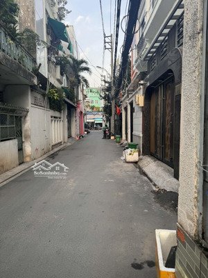 nhà c4 tiện cải tạo , xây mới 48m2(4x12) hẻm 3m gần hẻm xe hơi thông hoàng hoa thám