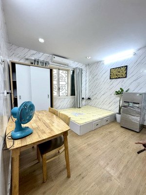 hệ thống phòng cho thuê quận 1 full nt giá rẻ. gần chợ tân định, công viên lê văn tám,hai bà trưng