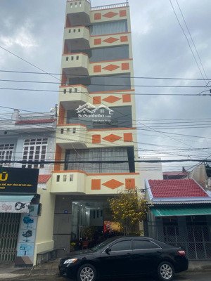 nhà mặt tiền bắc sơn 7 tầng, 18 phòng, cách biển hòn chồng 200m giá tốt 12,6 tỷ