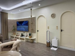 bán gấp cc royal city, nguyễn trãi, 14,7 tỷ, 113m2, 2pn, 2wc