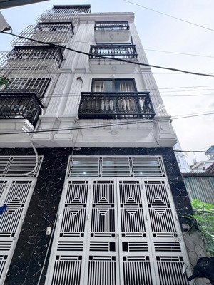 bán nhà siêu phẩm 5 tầng ô tô đỗ cửa, ngay tháp đồng hồ văn phú - metro hà đông đường rộng phân lô