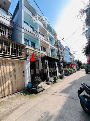 bán nhanh giảm sâu chỉ 2.9 tỉ hẻm xe hơi 04 tầng lê văn lương, dt 3,2x13