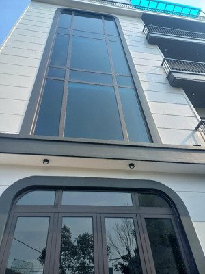 bán gấp nhà riêng 4pn + 4wc, 50m2 giá tốt tại thạch bàn, long biên, hà nội