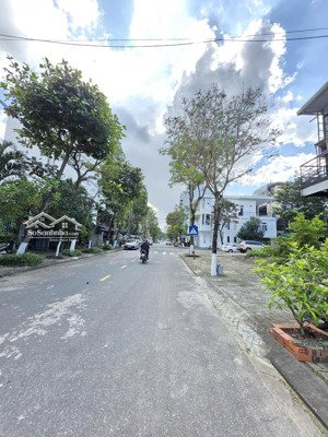 bán nhà 2 tầng mt đường nam thọ 2 - sơn trà, cách biển chỉ 500m. dt 115m2 giá 9tỷ5. lh 