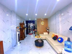 nhà mới koong - thang máy xịn - ngố thông - ô tô - kinh doanh - 20m ra hồ - chủ để lại full nội thấ