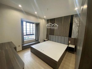 cần bán nhanh gấp căn chung cư 30t toà mới bàn giao nam trung yên căn 2pn full nội thất giá 4,3 tỷ