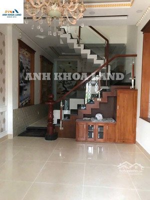 tuyệt phẩm trường thọ! nhà 3 tầng tân cổ điển - nội thất gỗ xịn - hẻm xe hơi đỗ cửa