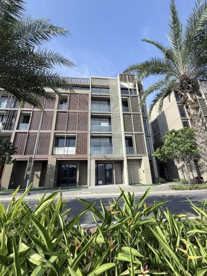 nhà phố soho cho thuê - thích hợp làm văn phòng kết hợp lưu trú - hoặc kinh doanh căn hộ dịch vụ