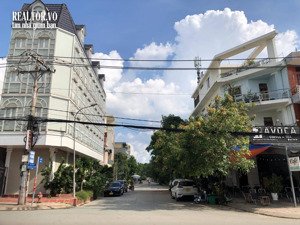 chủ bán nền góc 2 mặt tiền đường 64 nguyễn duy trinh quận 2