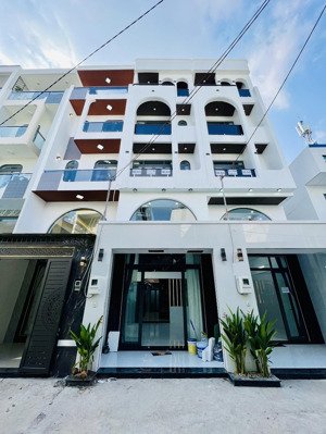 dãy nhà phố cao cấp đường tân hòa đông giáp tân phú, q6 85m2 x 5 tầng giá tốt 8,4 tỷ