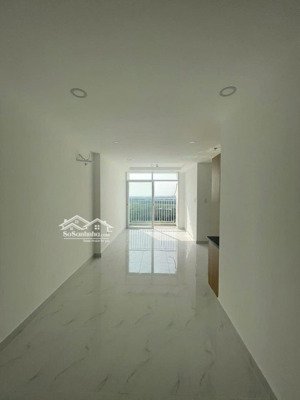 cơ hội cuối sở hữu căn 60m2 2pn2wc giá chỉ 3,24 tỷ full sổ, vat (balcon mát mẻ, nhà sạch đẹp)