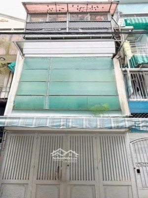 nhà sát mặt tiền đường lạc long quân , hẻm 8m ôtô thông thẳng ra mặt tiền , gần chợ tân bình .