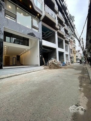 bán nhà 7 tầng thang máy xây mới 53,3m2 full nội thất phố sài đồng oto 7 chỗ ngủ trong nhà giá tốt