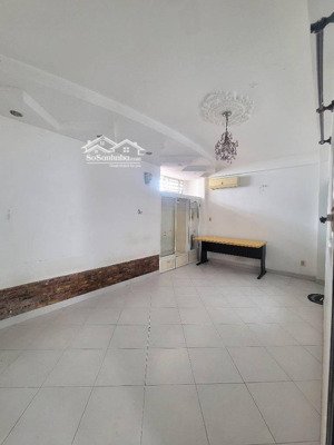 hiếm - nhà 5 tầng lê văn sỹ - ngang gần 6m - dòng tiền cho thuê ~250t.r/năm - sổ hồng riêng