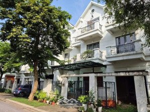 chính chủ cần bán nhà 156m2 view clubhouse - times garden vĩnh yên