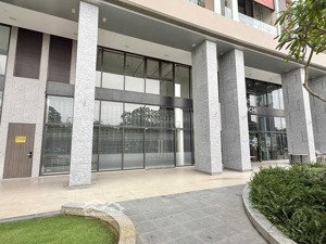 cho thuê giá rẻ căn shophouse midtown m7, 153m2, trệt lầu vị trí đẹp ngay đường 15 phú mỹ hưng