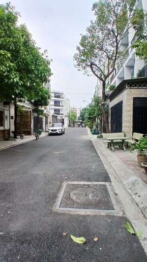 biệt thự mini lô góc 2 mặt tiền đường n3 ( hoa sen ) - kdc hiệp thành - ngang 8m - 160m2 - 4 tầng