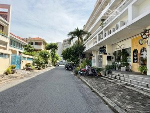 bán trước tết căn shop grandview 89m2, trệt, dễ kinh doanh ngay trung tâm phú mỹ hưng