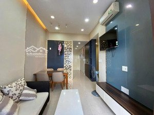 chính chủ cần thuê gấp ch resgreen tower 65m2 2pn giá 13tr full nội thất ở liền. đt0779072306
