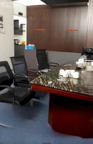 Cho thuê căn hộ CHUNG CƯ tại F4 Trung Kính, Cầu Giấy 80M, 2PN2VS giá 11.5 triệu