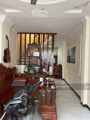 giảm sốc bán nhà đẹp 4 tầng 41m ngõ thông ô tô đỗ cửa full nội thất gỗ vip giá hơn 6 tỷ